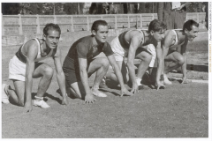 1934-1935-LAbans-537-Atletes-del-Reus-Deportiu-a-punt-de-comencar-una-cursa-el-1934-o-35