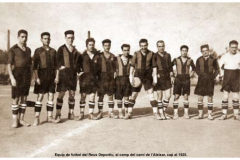 1925-Equip-de-futbol-del-Reus-Deportiu-al-camp-del-cami-de-lAleixar-cap-al-1925.