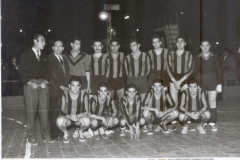 1959_LAbans-531-Equip-de-handbol-del-Reus-Deportiu-en-la-cel.noces-dor-el-1959